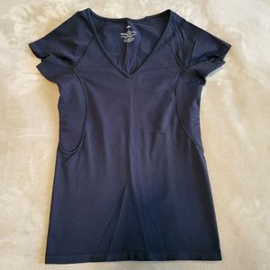 Knix sweat proof v neck tshirt